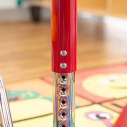 Cog Adjustable-Height Mobile Preschool Collaborative Table w/ Whiteboard Top - Leg